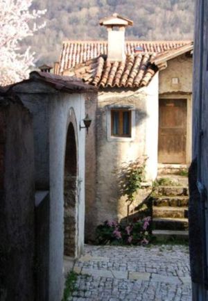 Borgo di Revine